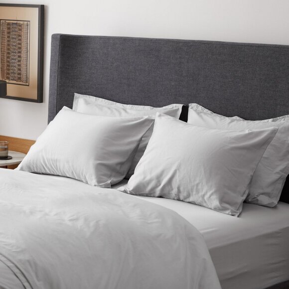 NWOT Parachute Home Sateen 100% Egyptian Cotton 2 King Shams - Picture 2 of 4